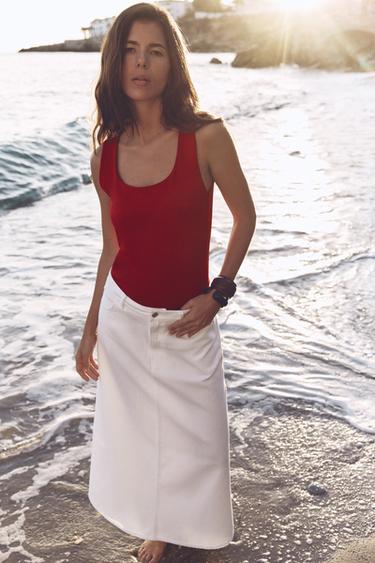 ТОП ОТ ПОЛИАМИД С ШИРОКИ ПРЕЗРАМКИ - Червеникав от Zara