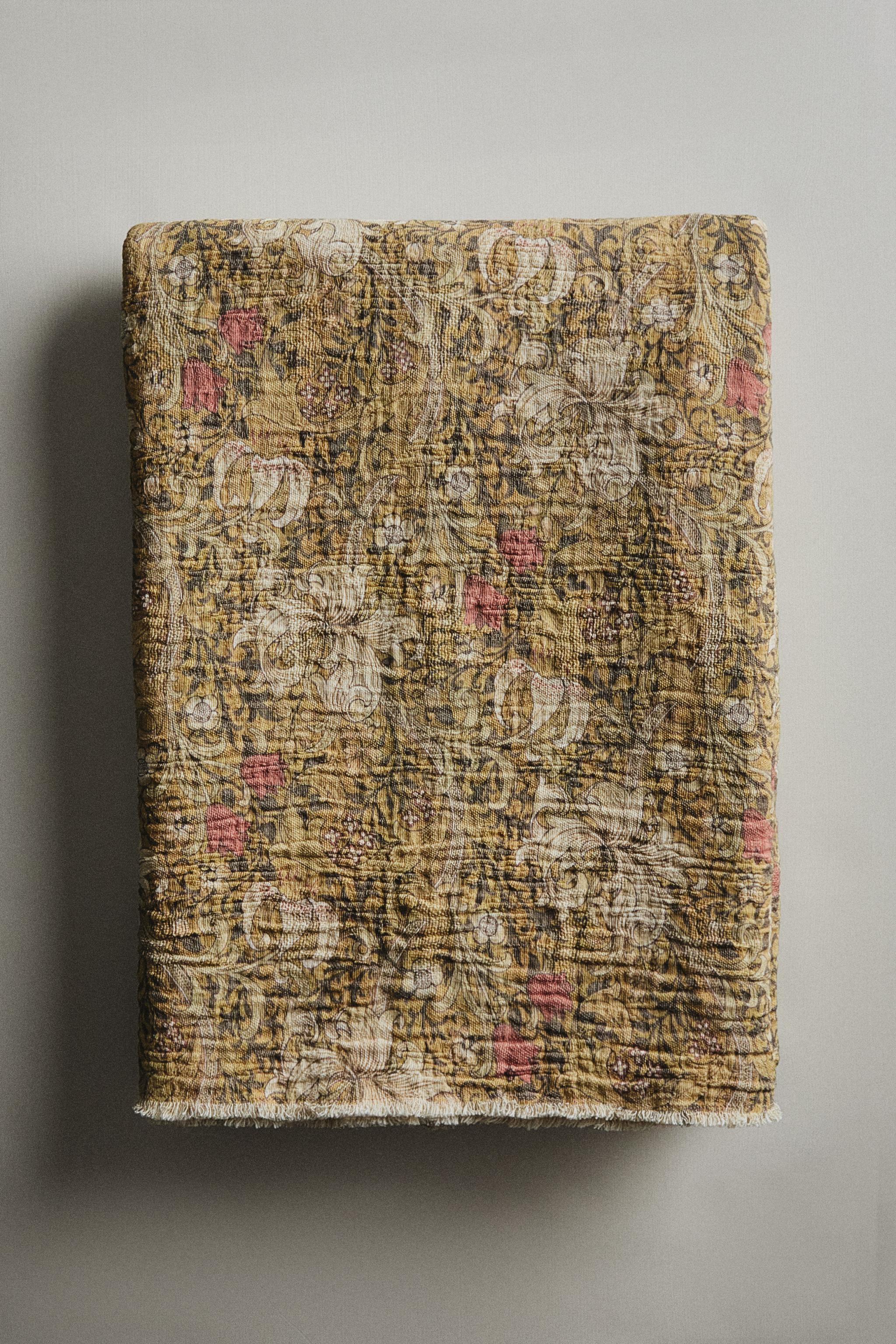 LINEN MORRIS & CO. BLANKET
