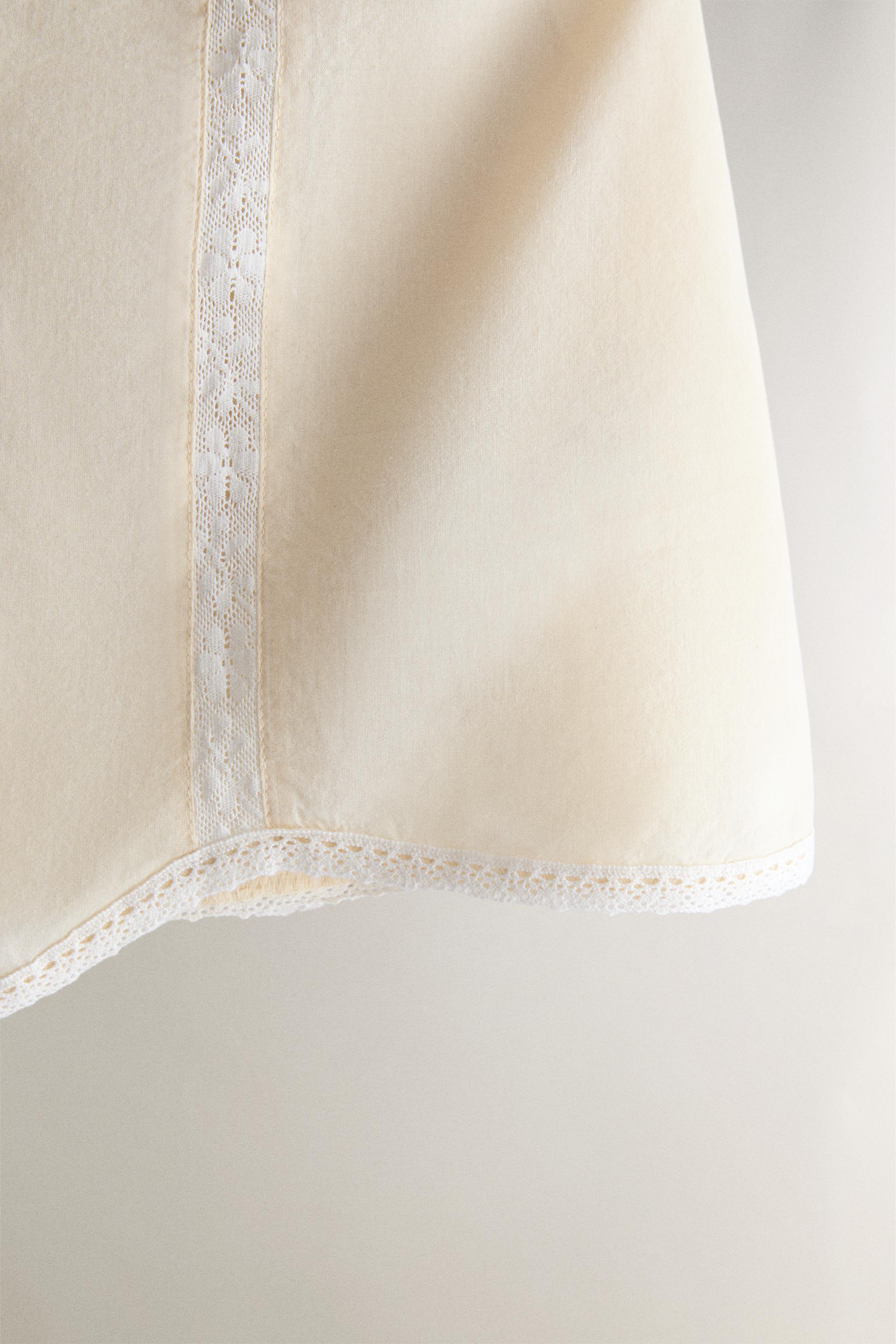LACE-EMBROIDERED COTTON TOP
