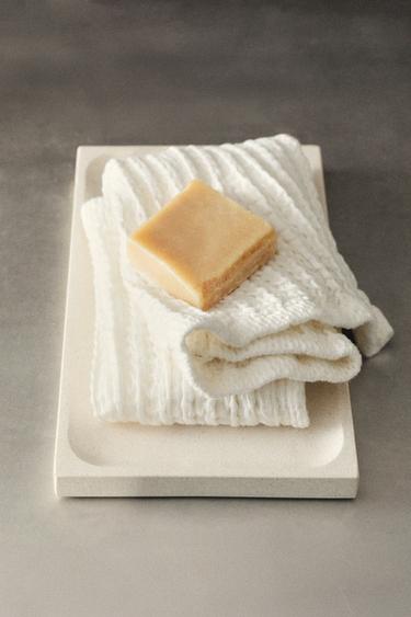 WHITE MARBLE BATHROOM TRAY - white by Zara