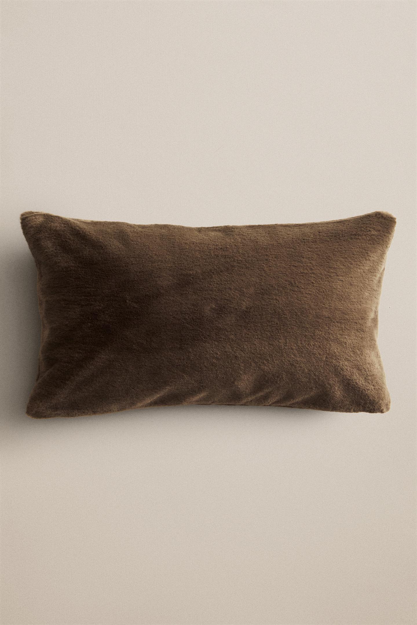 Женская подушка Zara Solid Short Fur Throw Pillow Cover, цвет: Зелёный — фото 5