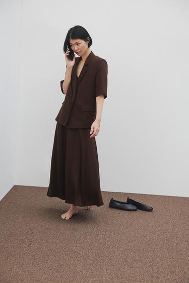 リネン製ショートスリーブブレザーブラウンZaraのリネン製ショートスリーブブレザー - ブラウン