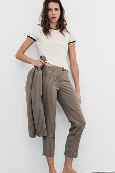 CAPRIHOSE MIT NADELSTREIFEN - Helles Rostbraun von Zara