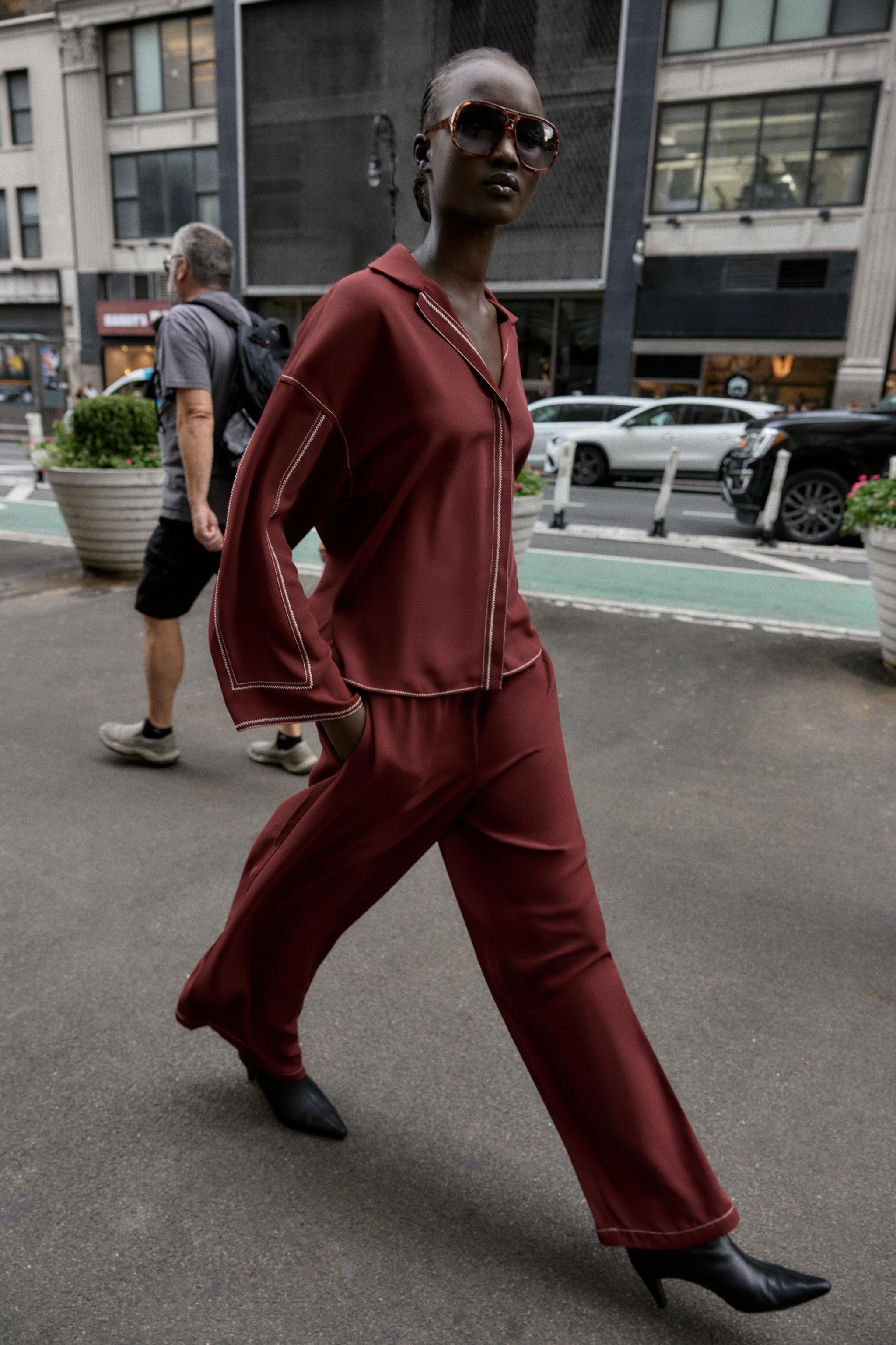 PANTALON LARGE SURPIQÛRES CONTRASTE