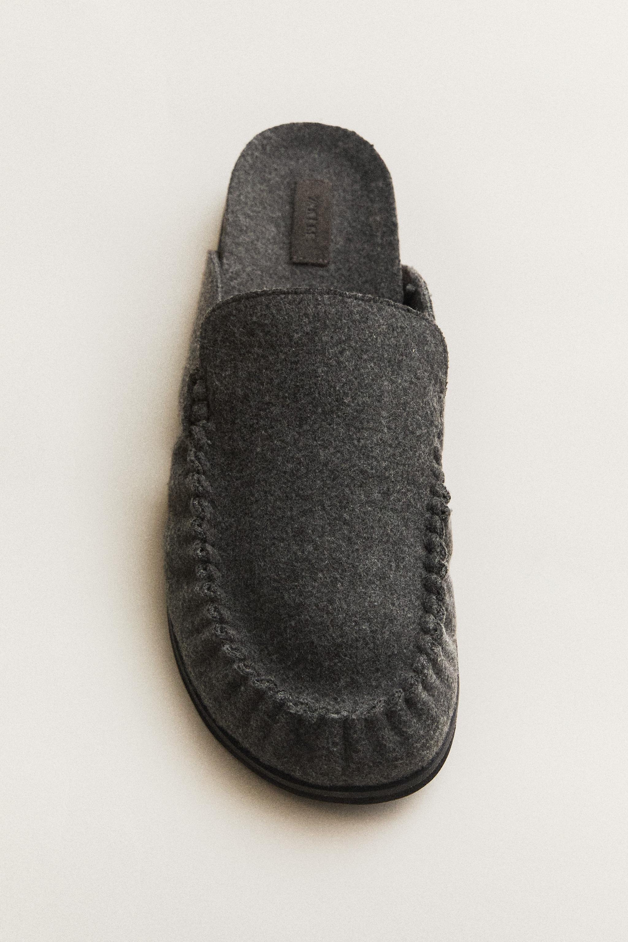 FELT MULE CLOG SLIPPERS