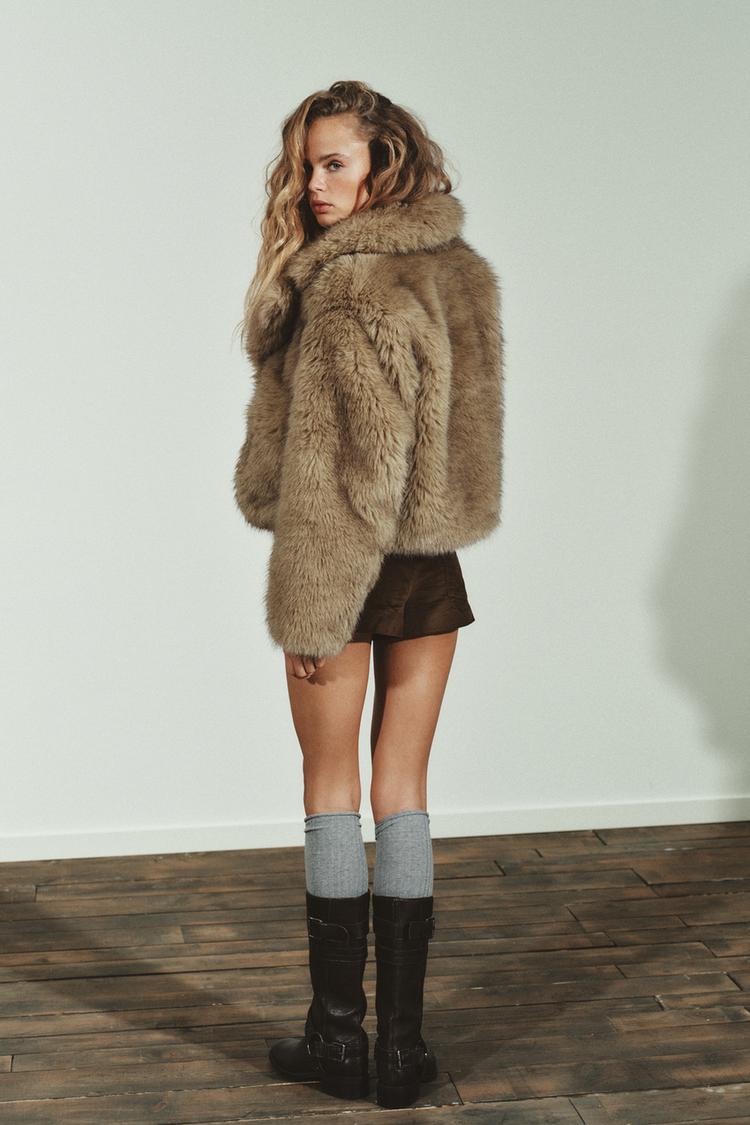 FAUX FUR SHORT COAT