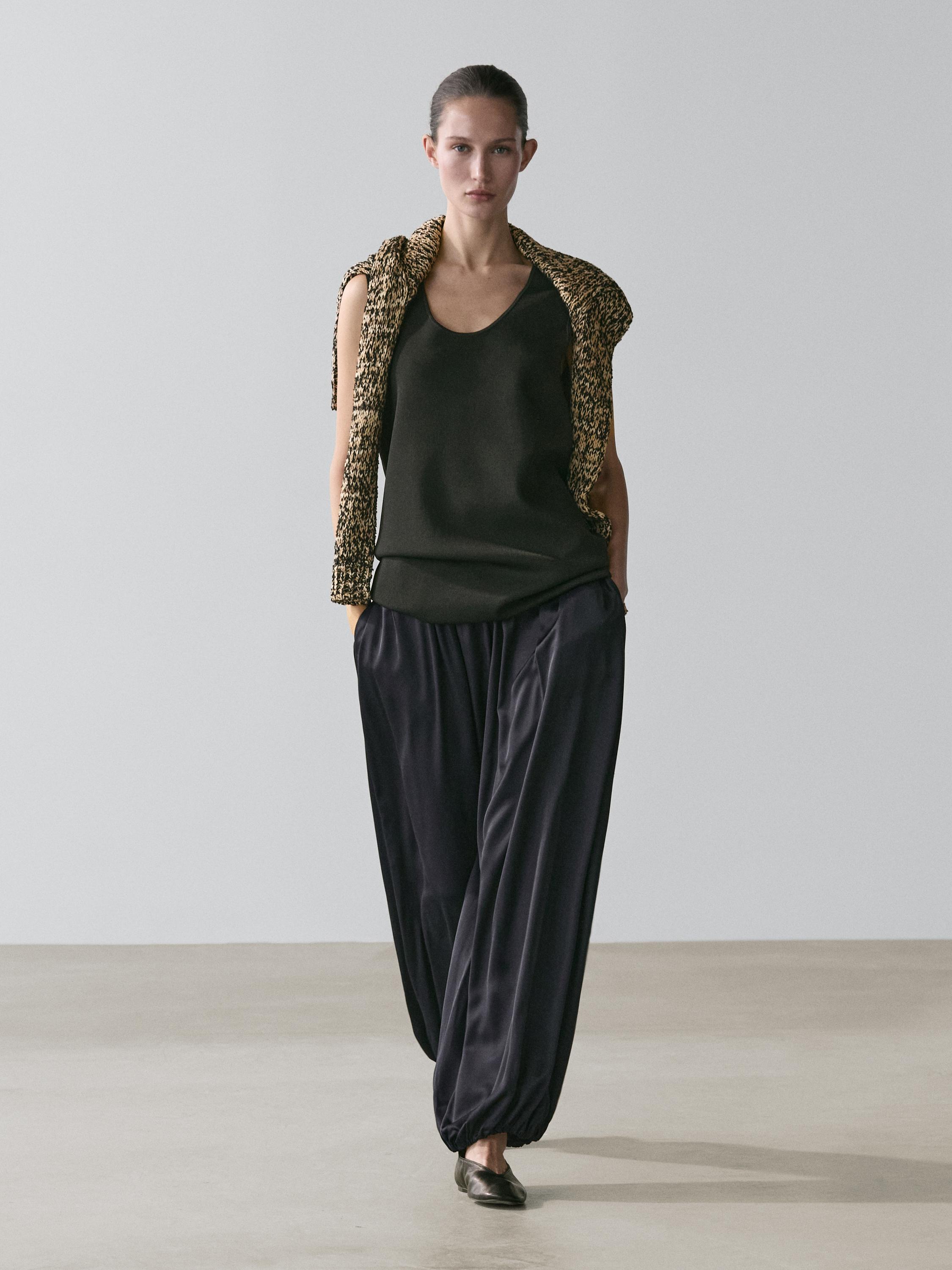 Balloon fit satin pants