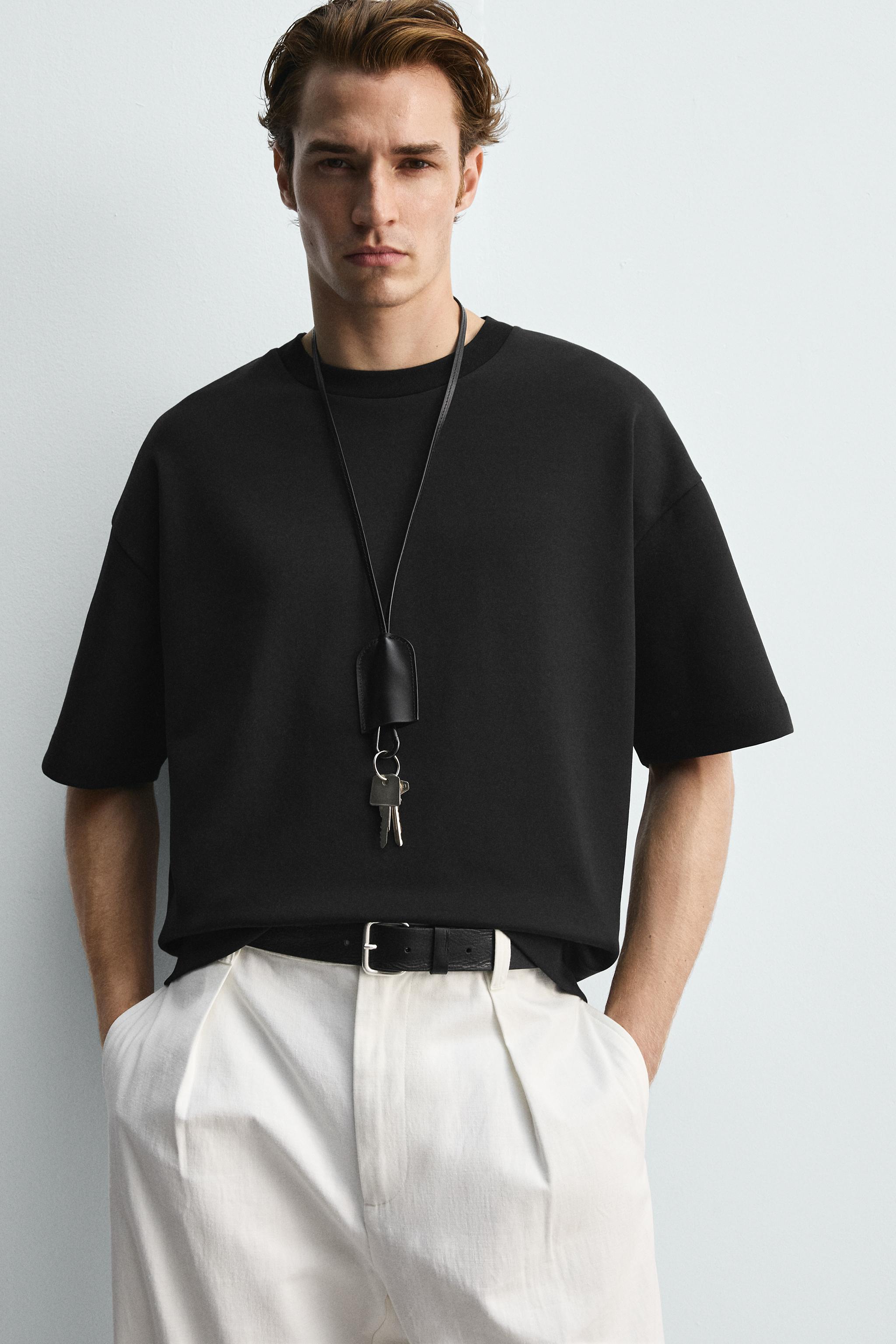 エンボス加工テキストTシャツ - ブラック | ZARA Japan / 日本