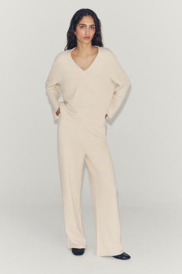 RUSTIC SWEATSHIRT AND TROUSERS SET - by Zara