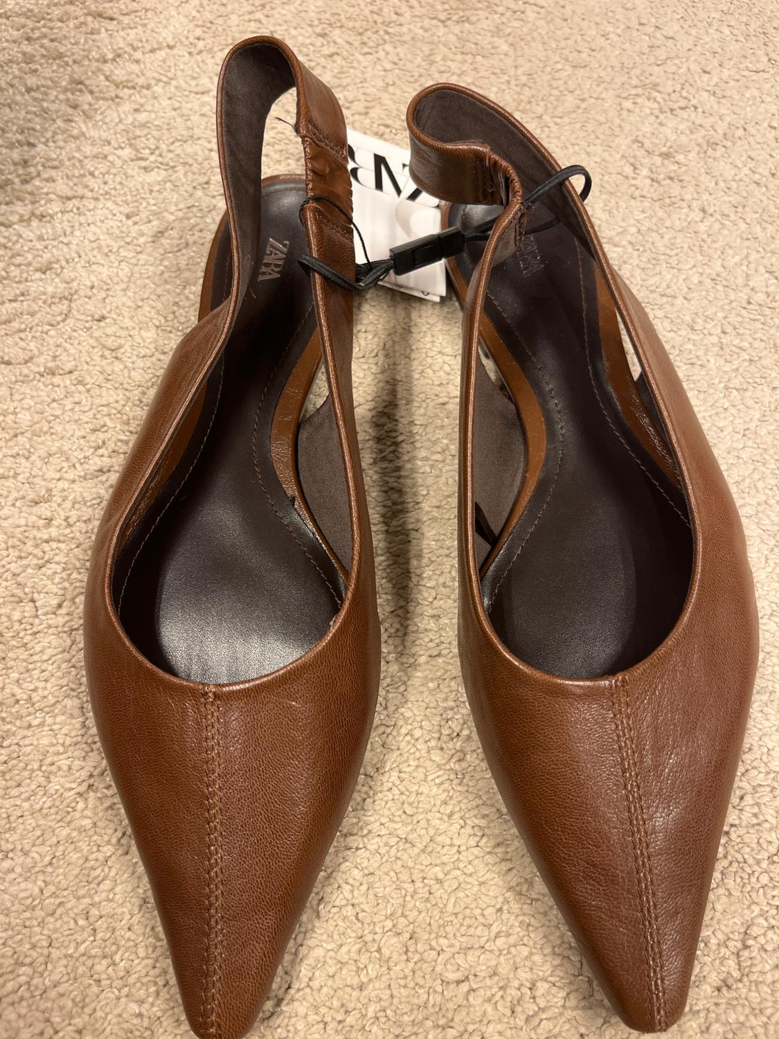 POINTED LEATHER SLINGBACK PUMPS - Image 3