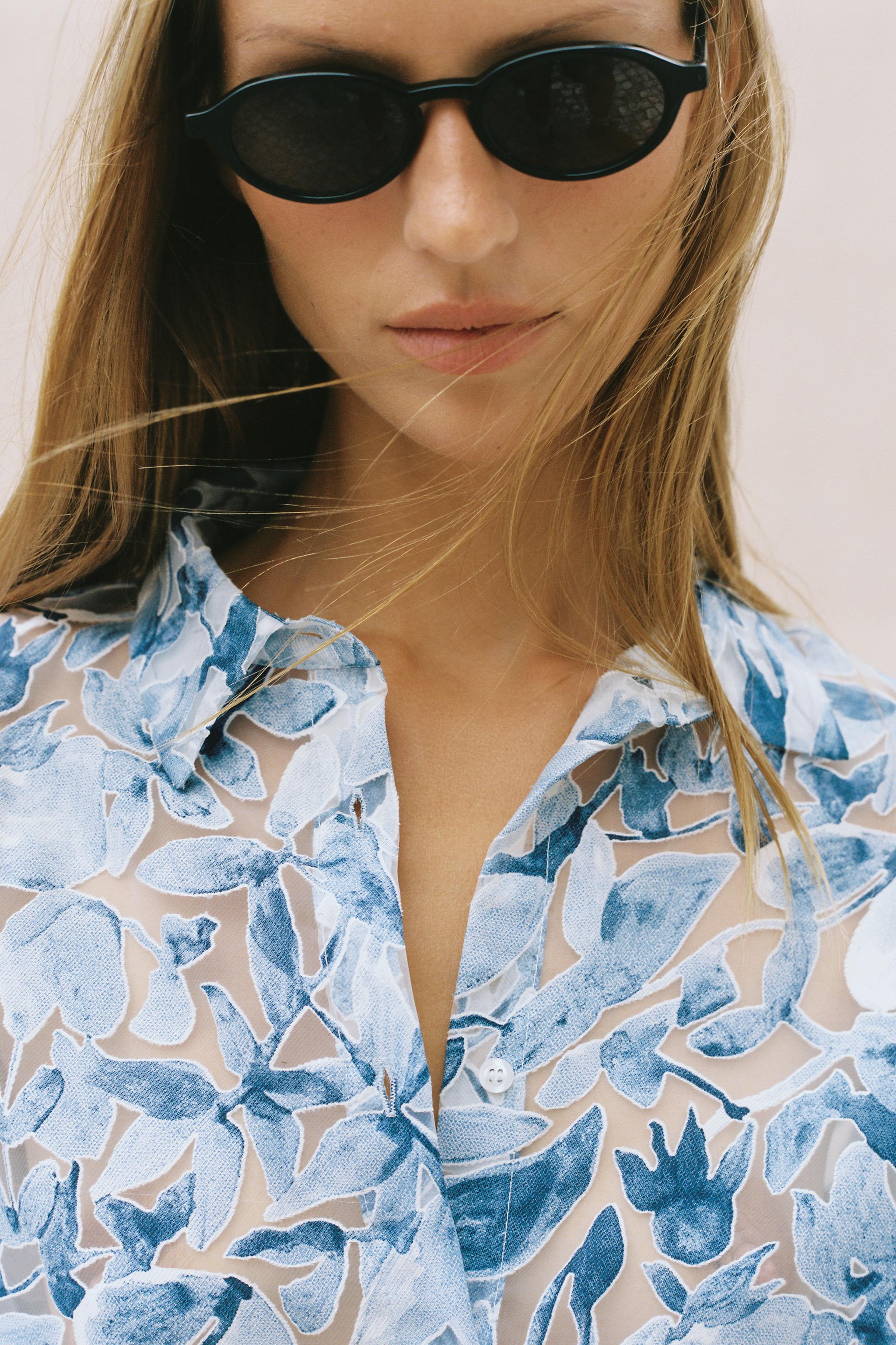 FLORAL PRINT MIXED SHIRT