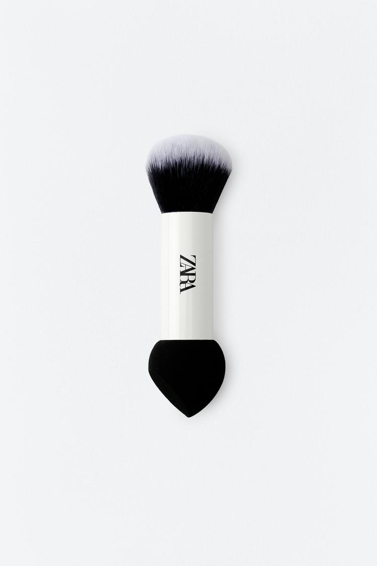 2 in 1 face brush + makeup sponge