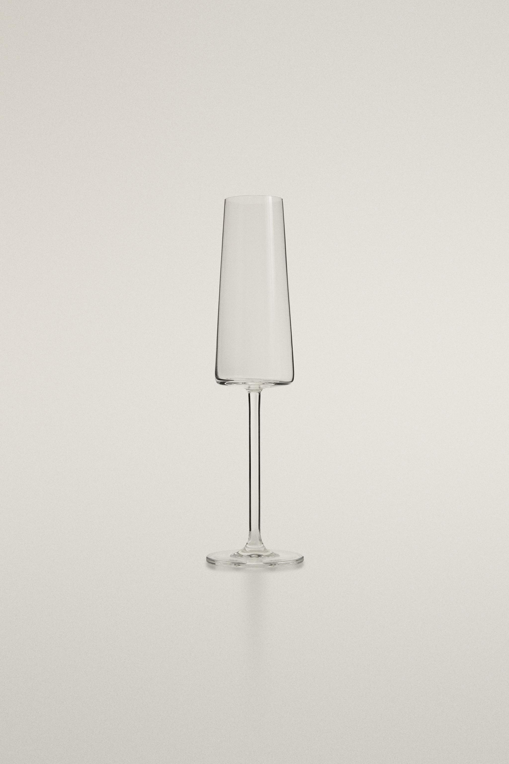 CONICAL CRYSTALLINE FLUTE GLASS — Transparent