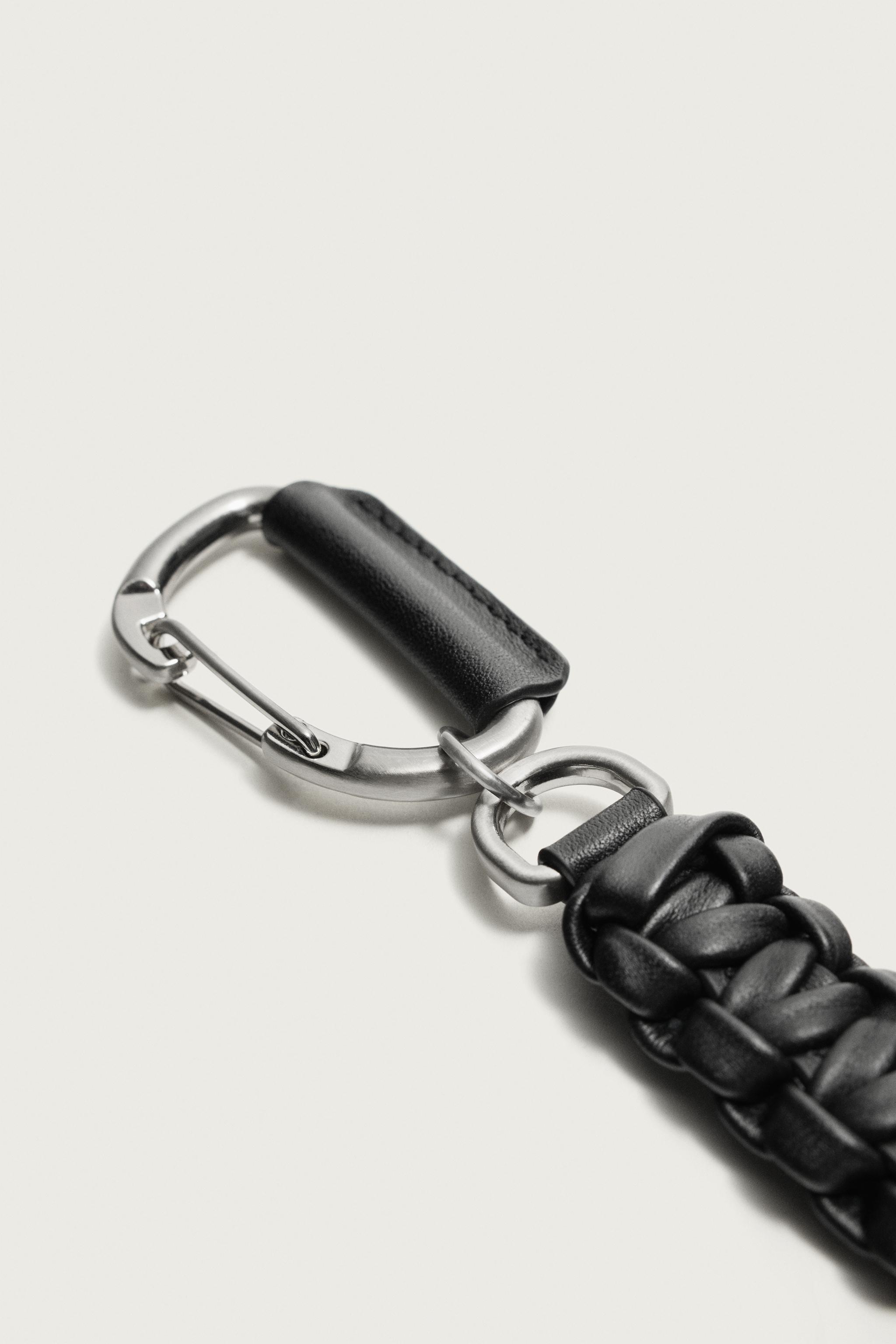 LEATHER KEYCHAIN