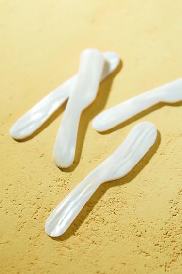PACK OF MOTHER-OF-PEARL BUTTER KNIVES (PACK OF 4) - Pearl marl by Zara