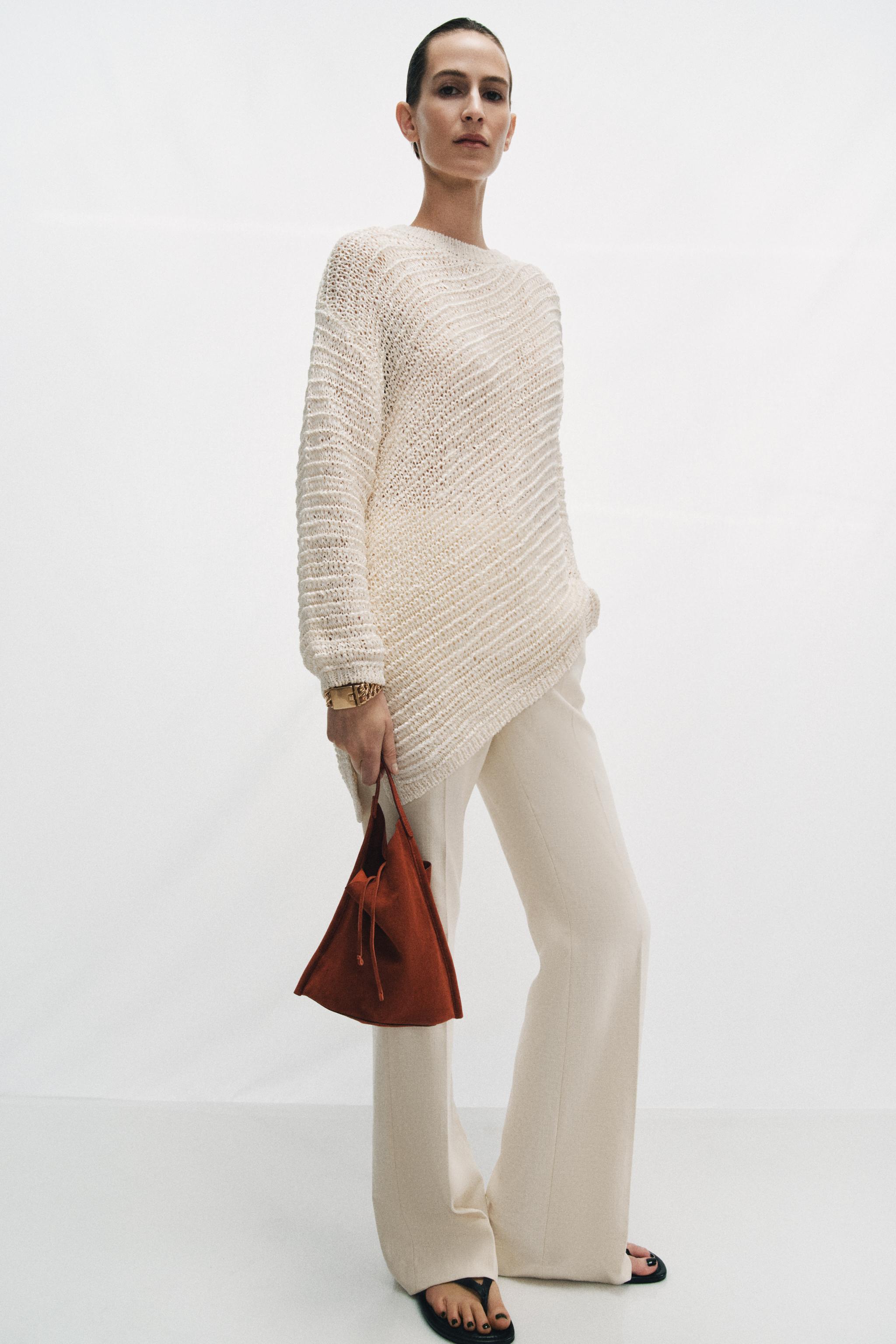 OVERSIZED ASYMMETRIC HEM JUMPER