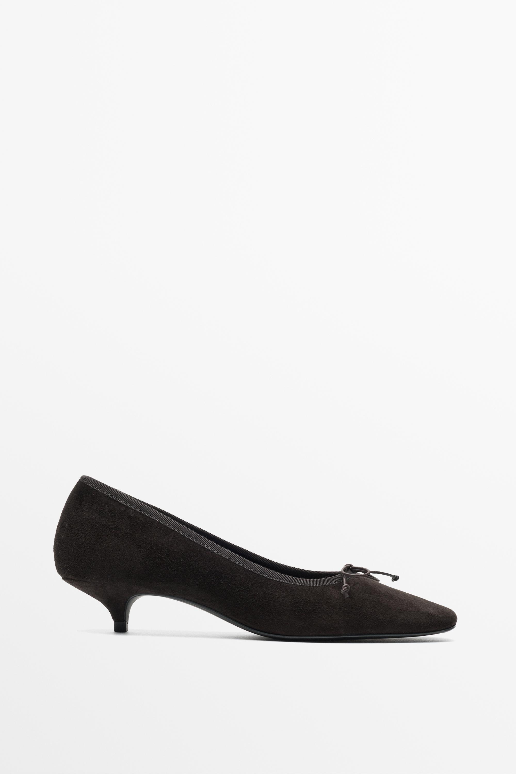 Leather heeled ballet flat