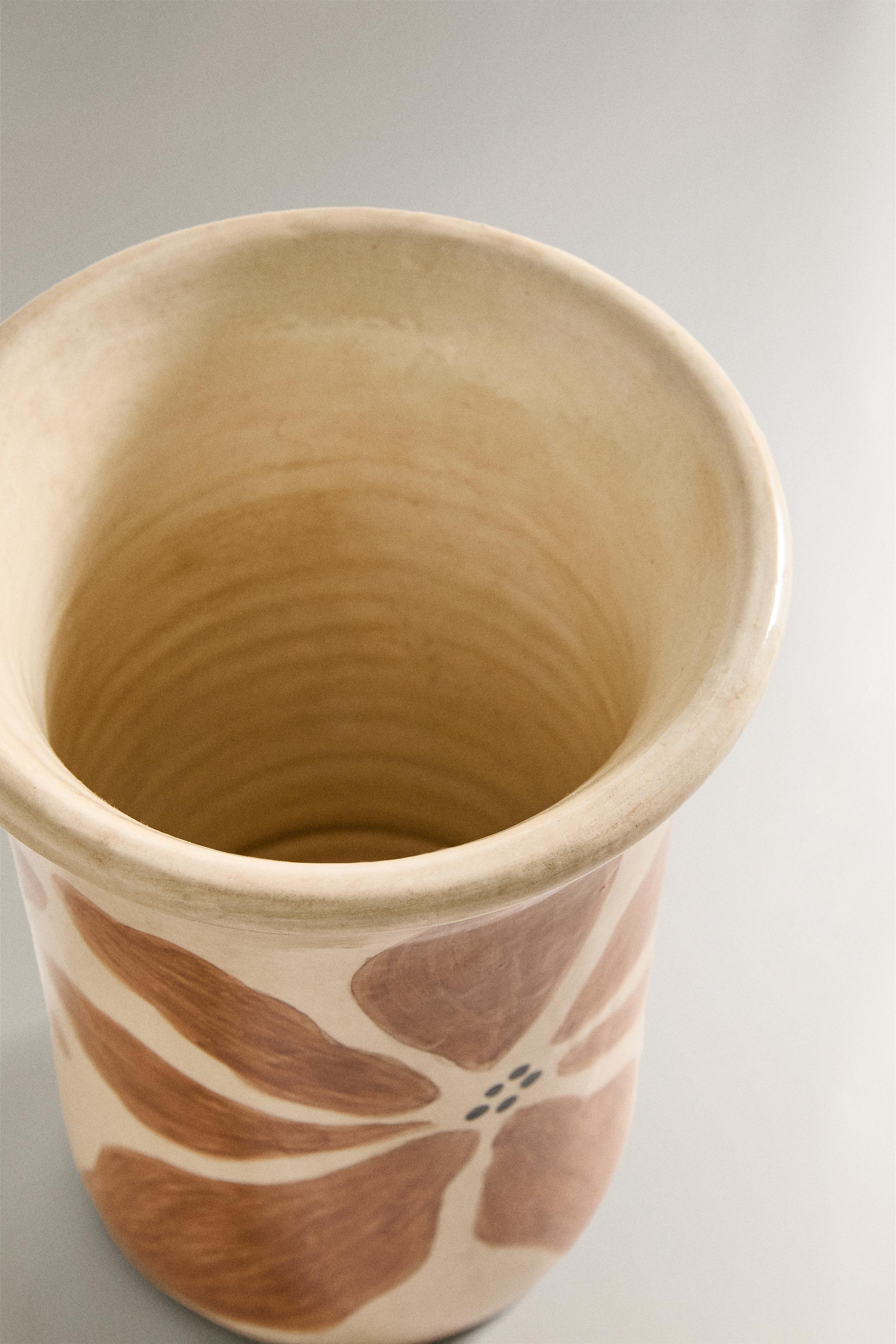 PAINTED FLOWERS VASE