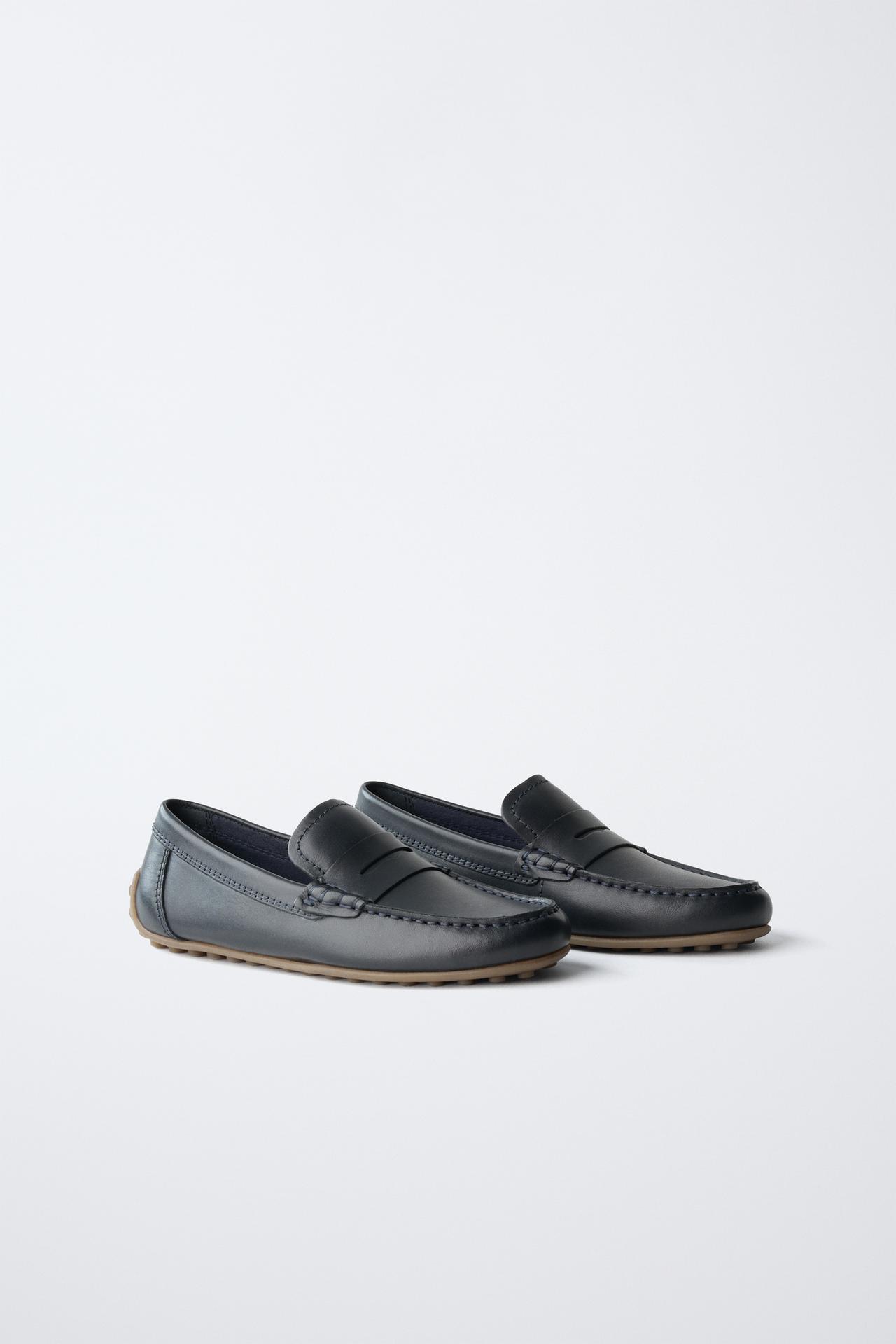 CLASSIC LEATHER DECK SHOES — Navy Blue