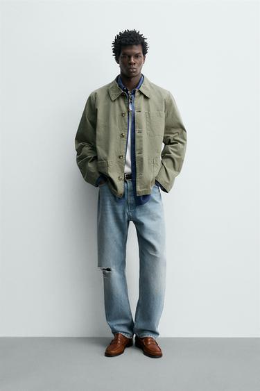 SOBRECAMISA REGULAR FIT RENTADA - verd rentat de Zara - Imatge 0