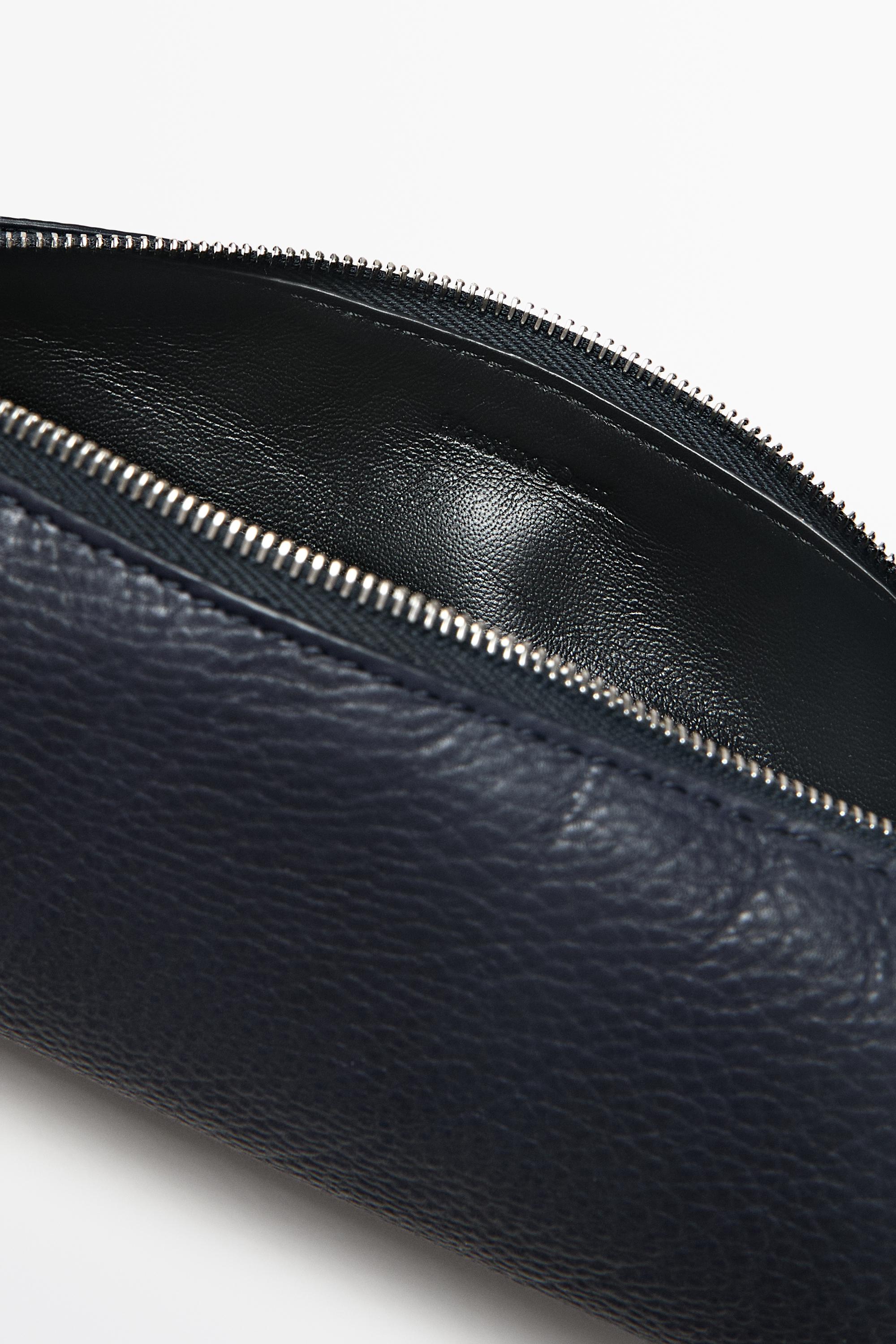 Trousse zippée en cuir nappa
