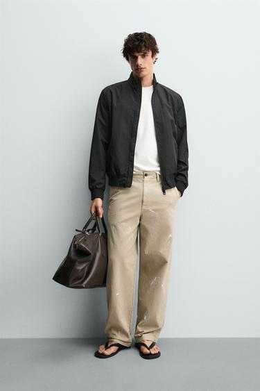 CHAMARRA TÉCNICA IMPERMEABLE - Negro de Zara