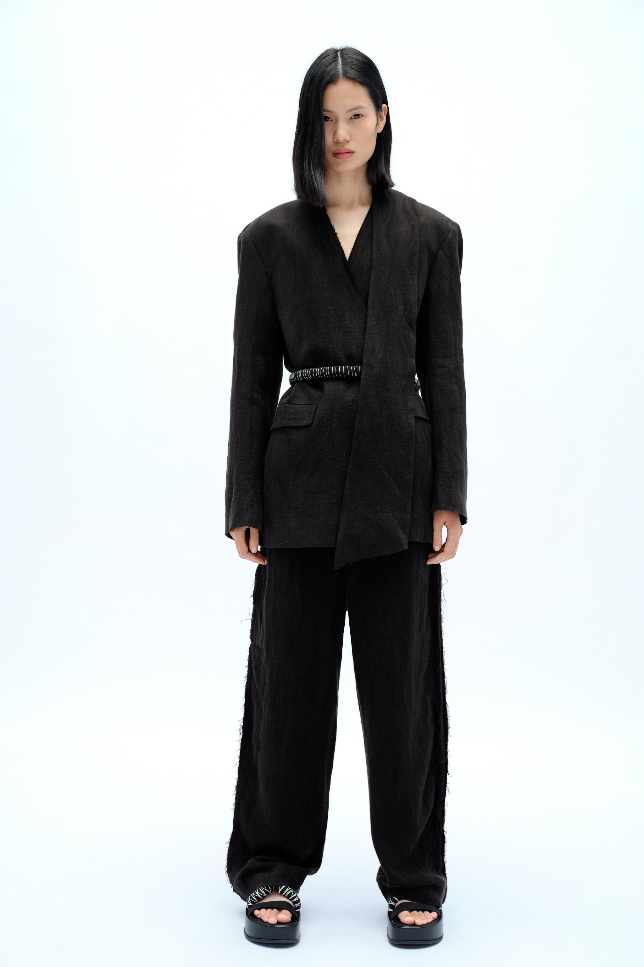 ベルトループ付きハイウエストショートパンツ - ブラック | ZARA