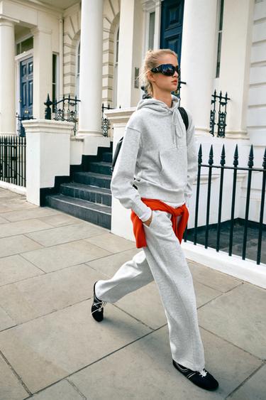 BASIC SWEATSHIRT AND TROUSERS SET - Mid-green by Zara - Image 0