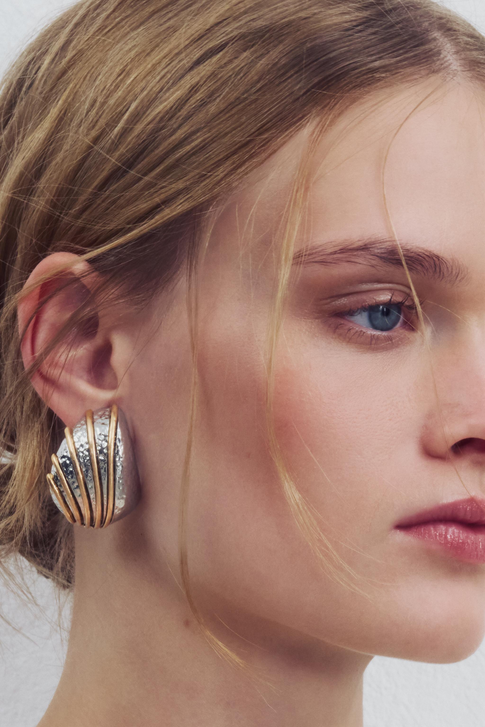 BOUCLES D'OREILLES À RAYURES