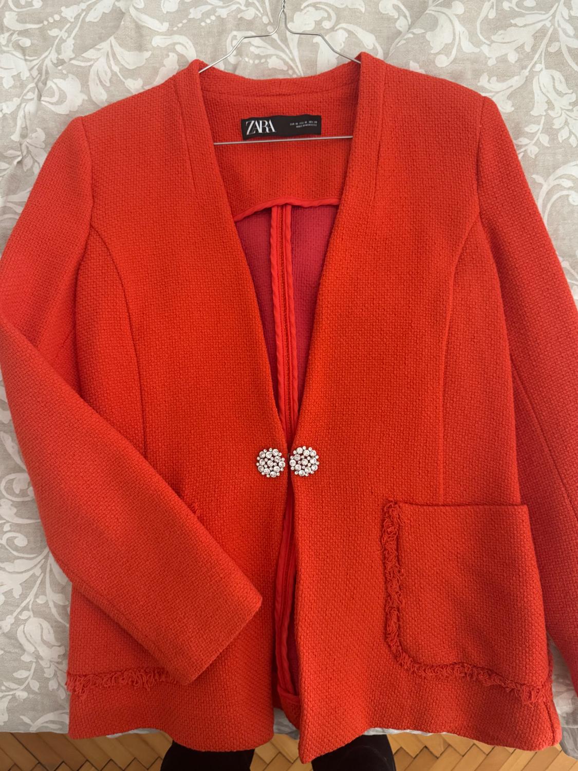 RHINESTONE BUTTON BLAZER - Image 9