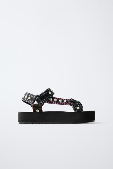 EMBROIDERED FLORAL SANDALS - Black by Zara