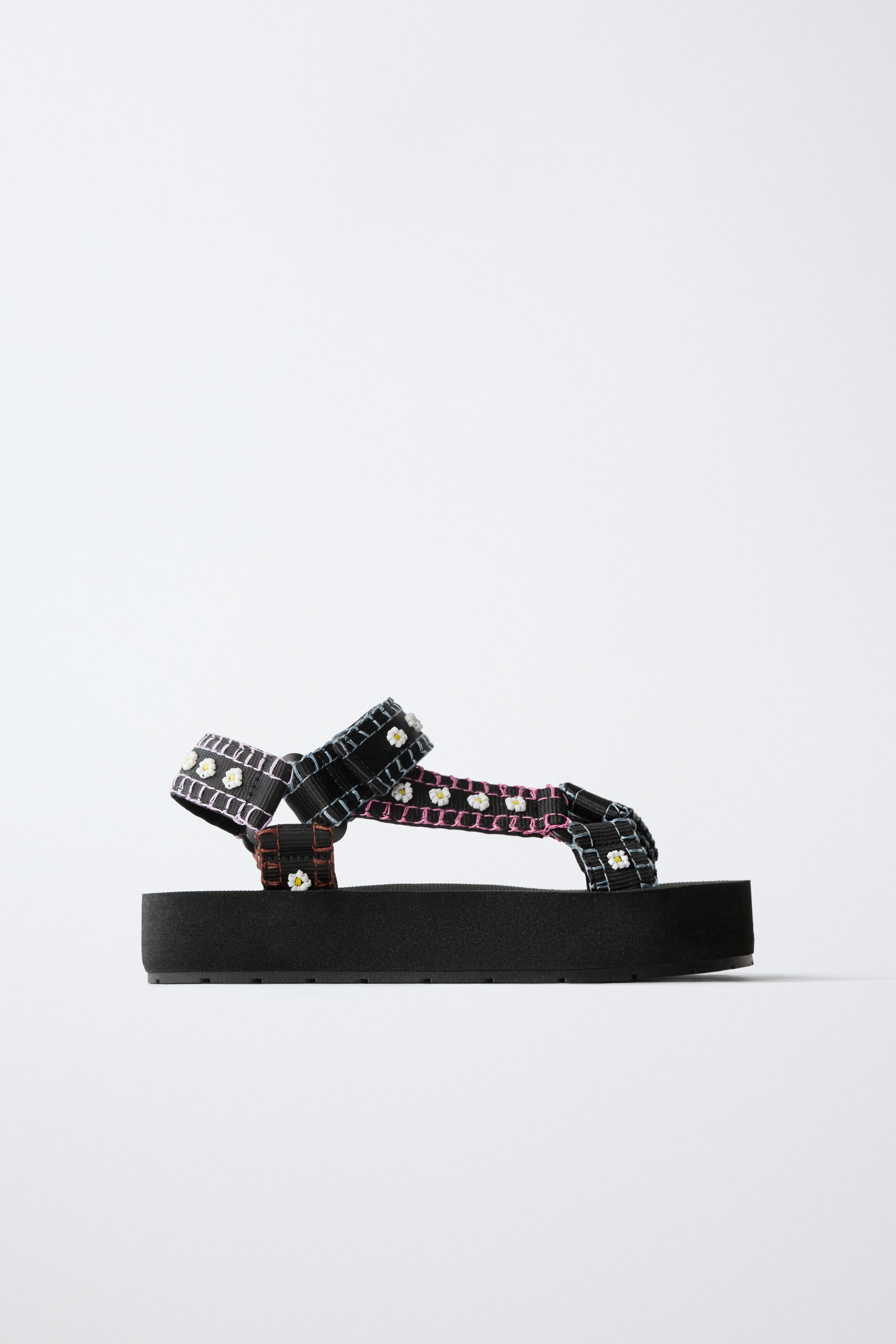 EMBROIDERED FLORAL SANDALS
