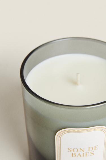 (200 G) BOUGIE PARFUMÉE SON DE BAIES - Blanc de Zara - Image 2
