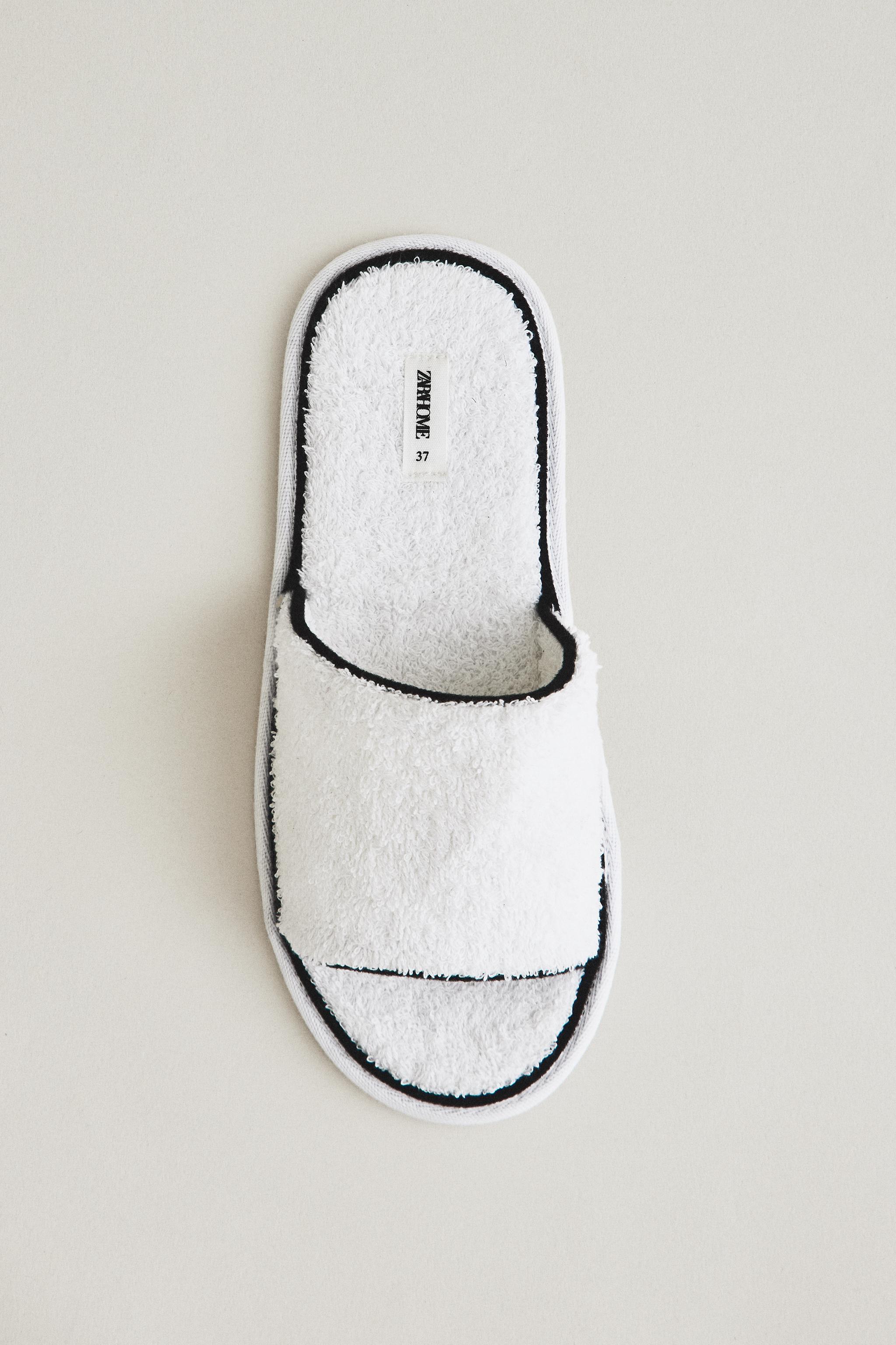 TERRY BATHROOM SLIDES — White