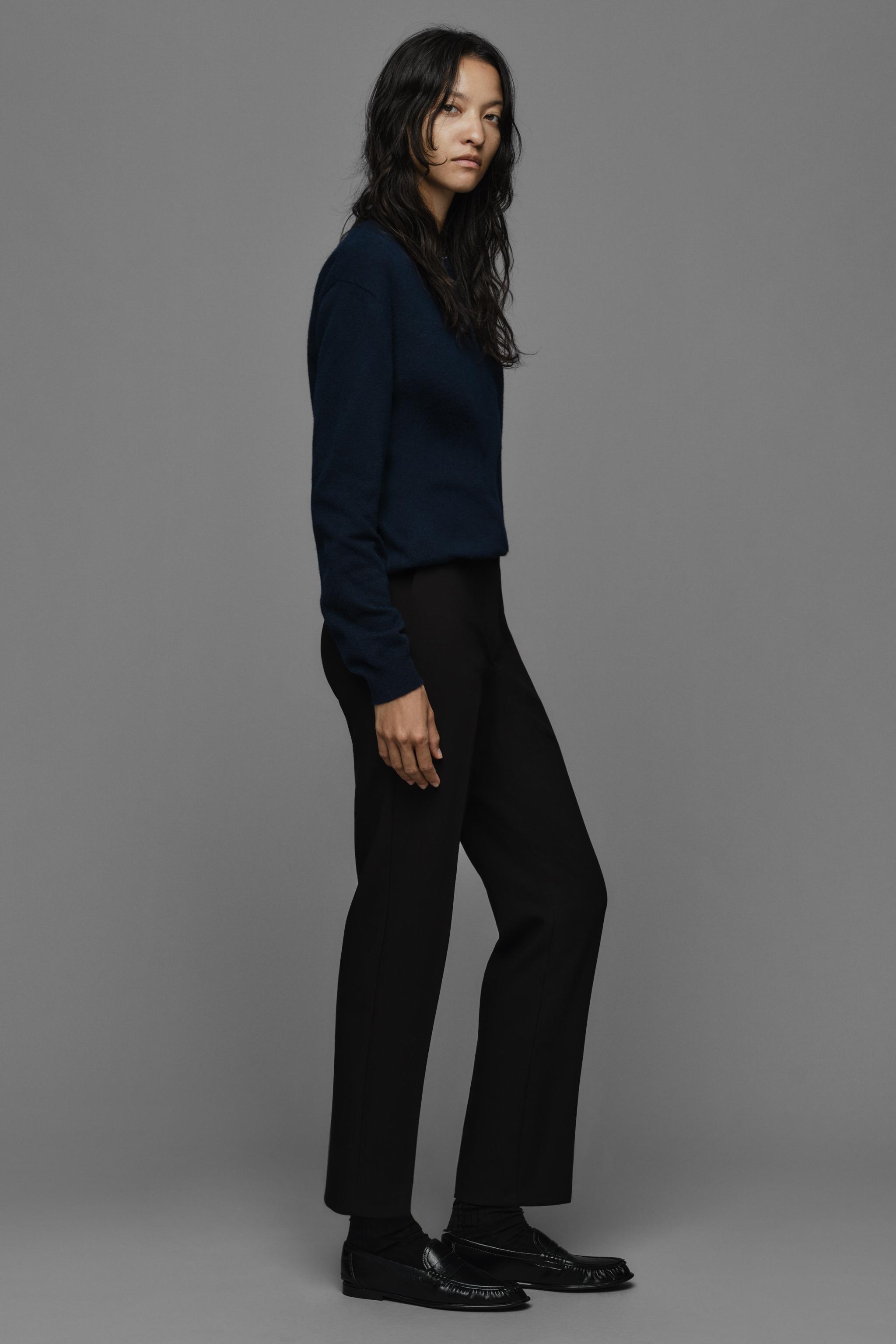 MID-RISE CROPPED TROUSERS