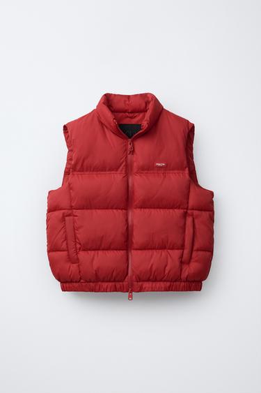 CHALECO ACOLCHADO - Rojo de Zara - Imagen 0