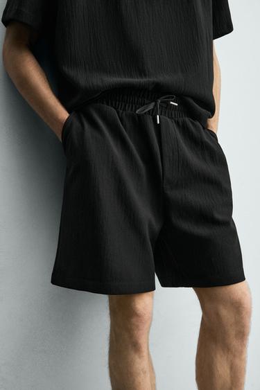 TEXTURED JOGGER BERMUDA SHORTS - Black by Zara - Image 4