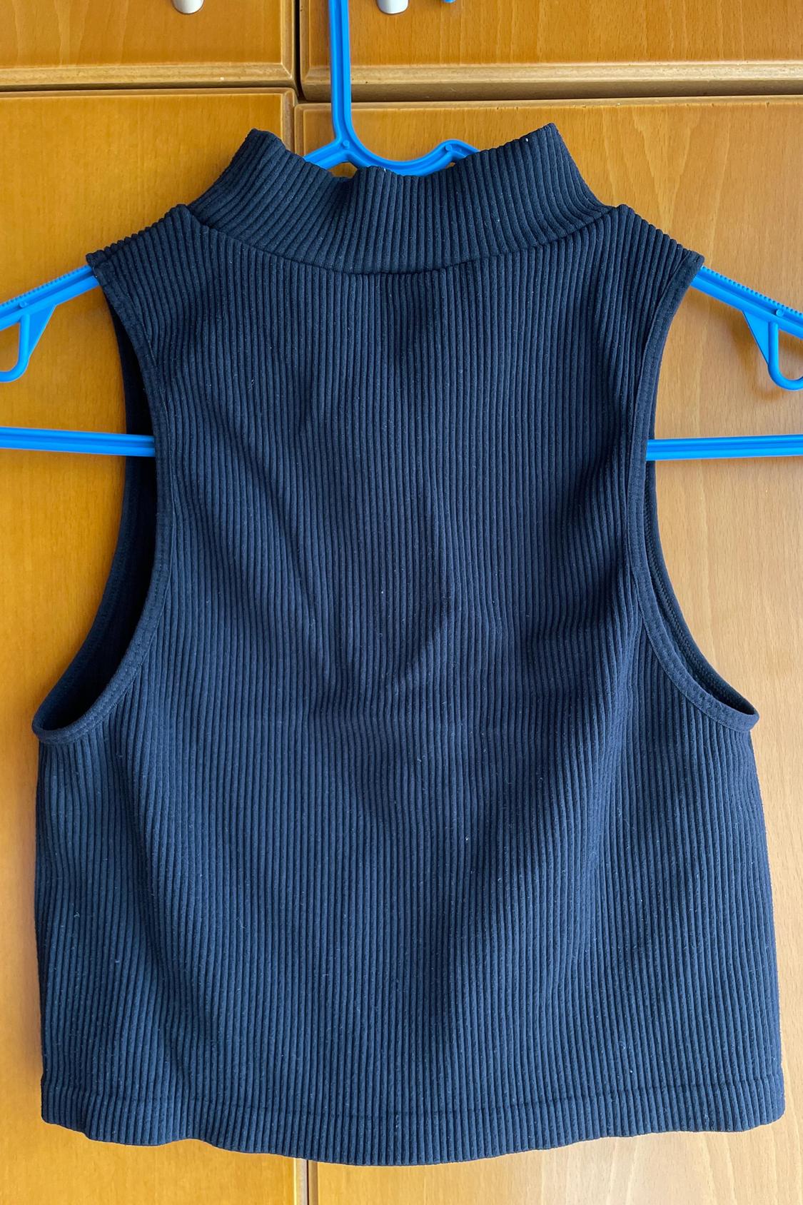 LIMITLESS CONTOUR COLLECTION 01 HIGH NECK TOP - Image 3