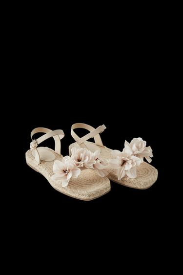 SANDALIA YUTE FLOR - Blanco Crudo de Zara