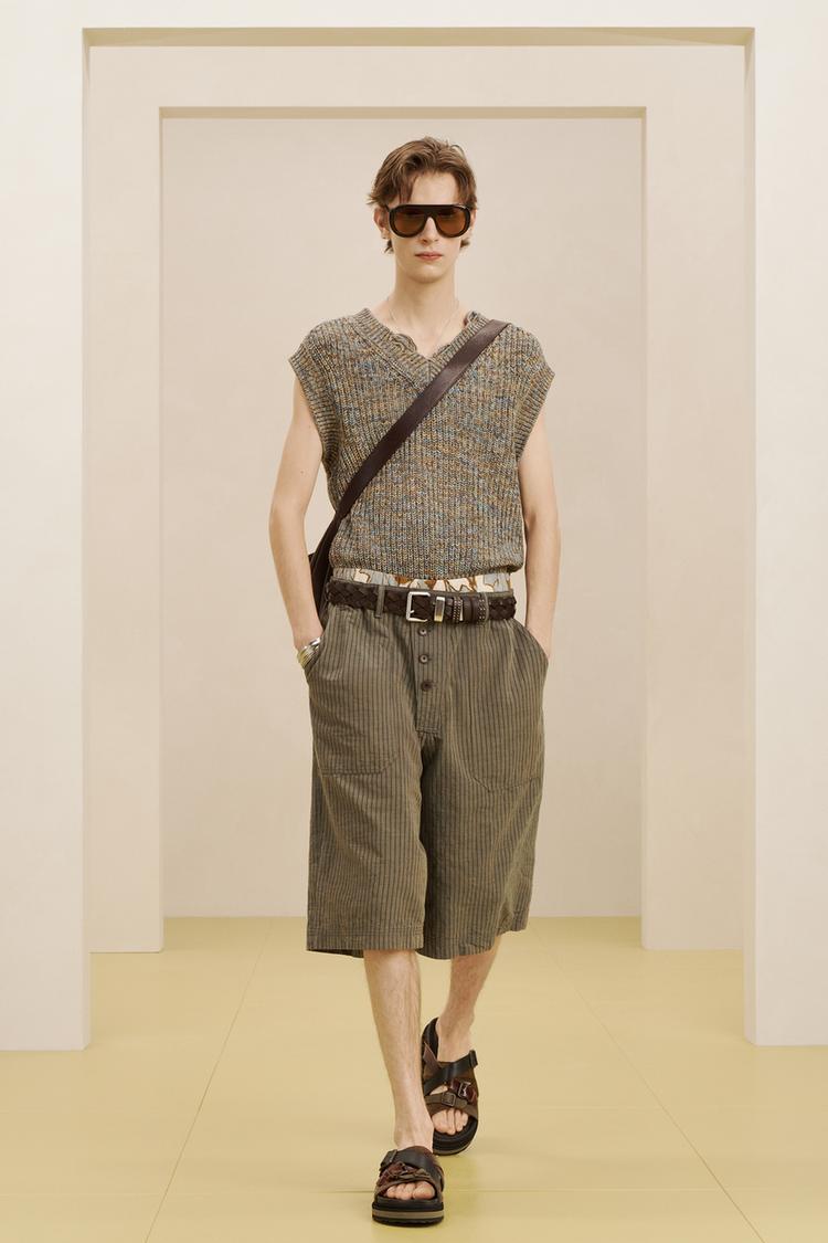 ZARA STRPPD SHRT