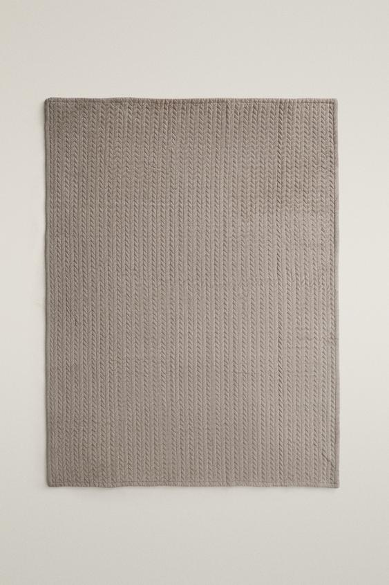 TEXTURED FLEECE BLANKET - Brown / Taupe by Zara - Image 0