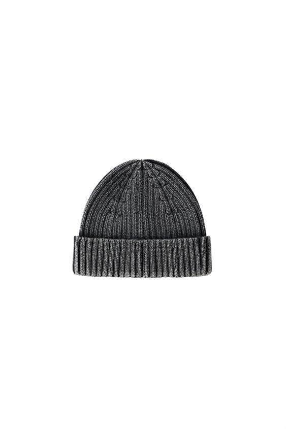 GORRO DE PUNTO CON EFECTO LAVADO - Negro de Zara - Imagen 0