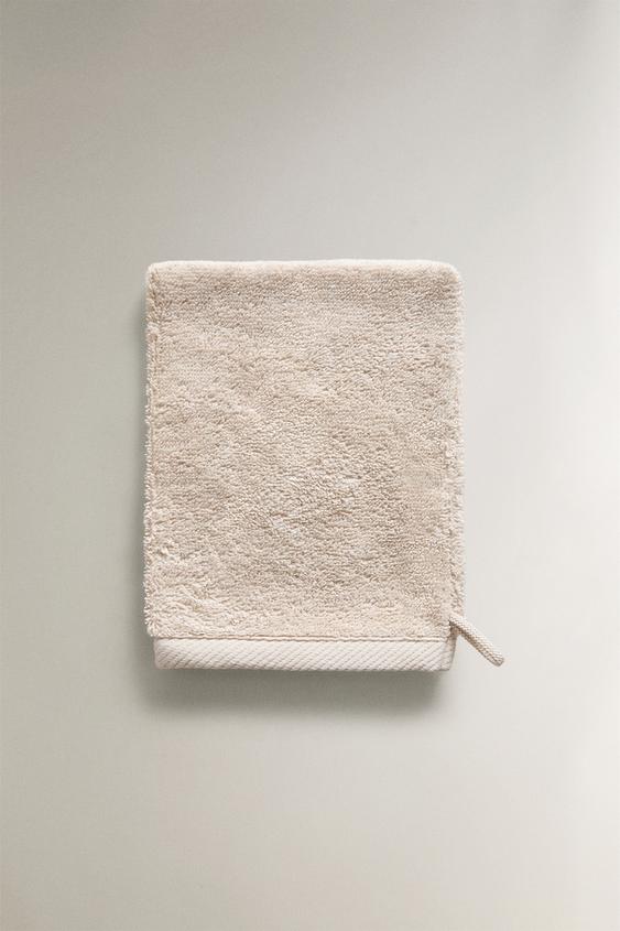 COTTON TERRY BATH MITT - Sand by Zara - Image 0