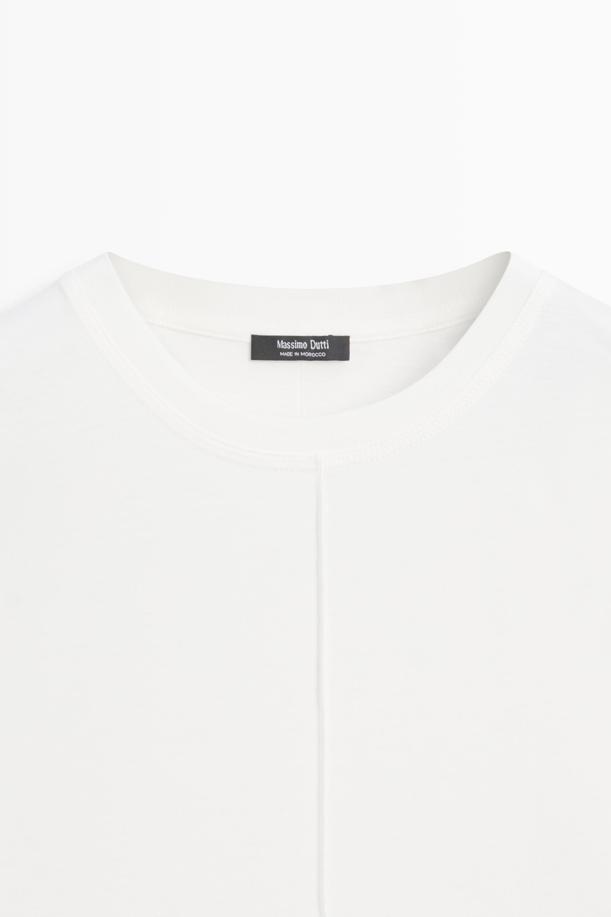 100% cotton short sleeve seamed T-shirt