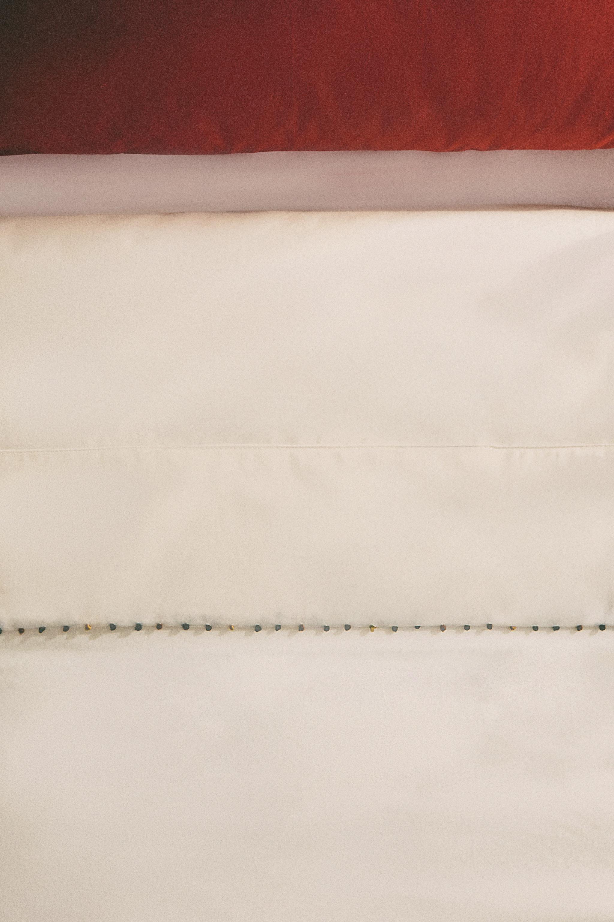 POM-POM COTTON PERCALE FLAT SHEET (300 THREAD COUNT)