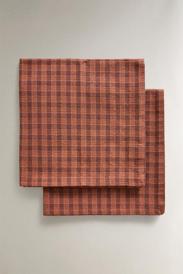 PACK OF CHECK NAPKINS WITH TOPSTITCHING (PACK OF 2) - Brick by Zara