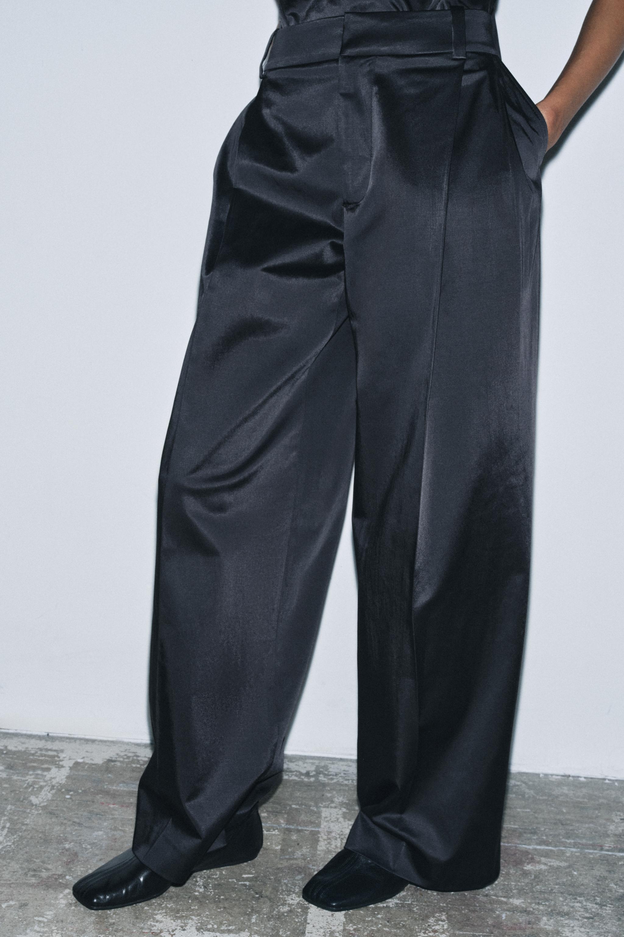 新品タグ付きPLEATS TROUSERS ブラック34 SATIN PLEATED PANTS ZW COLLECTION - Black | ZARA United States
