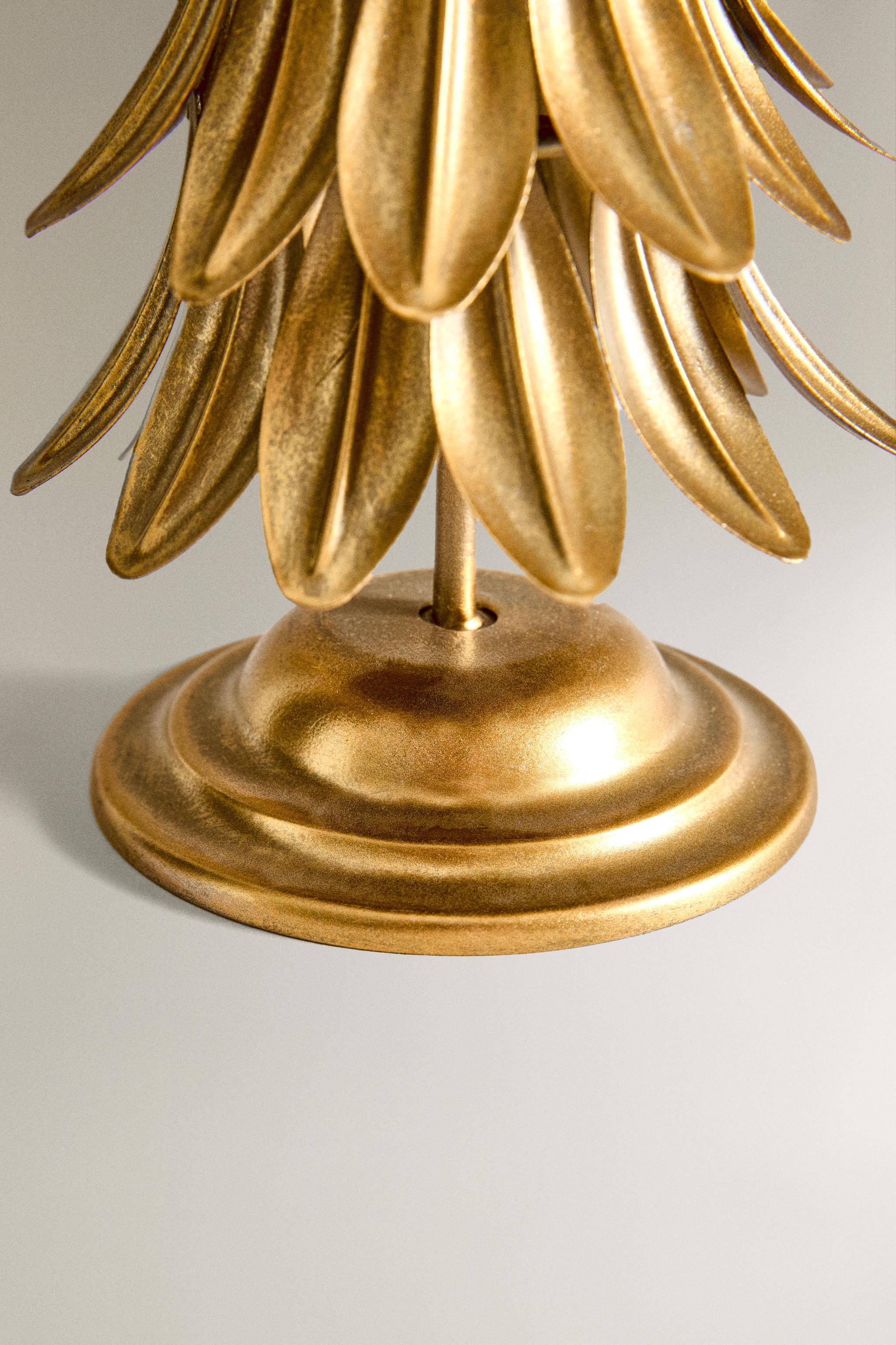 METAL CHRISTMAS TREE FIGURE - Golden | ZARA United Kingdom