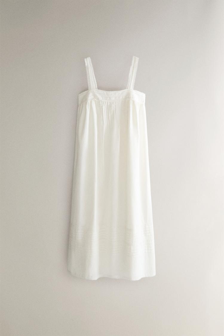 LACE AND PINTUCK NIGHTGOWN — Ivory