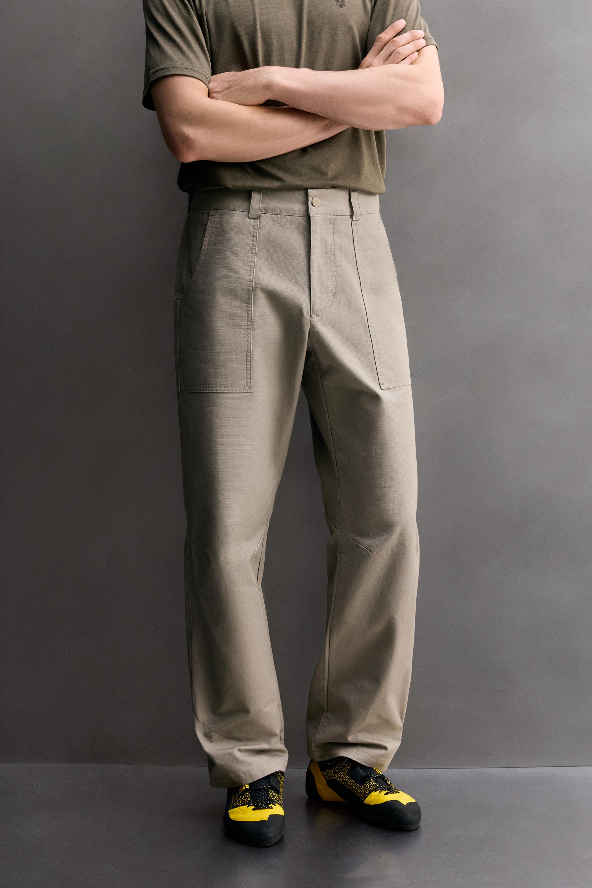 TAPERED FIT CLIMBING PANTS — Mid-ecru